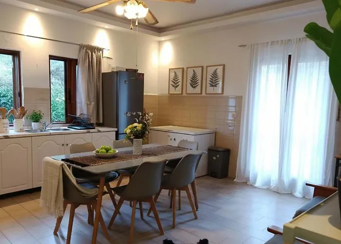 Charming Karpathos Volada House With Balcony *